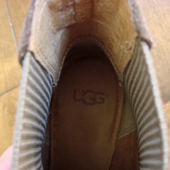 UGG Faye Suede Ankle Boots Booties Brown Leather Suede Chunky Heel Size 10 - Picture 15 of 16